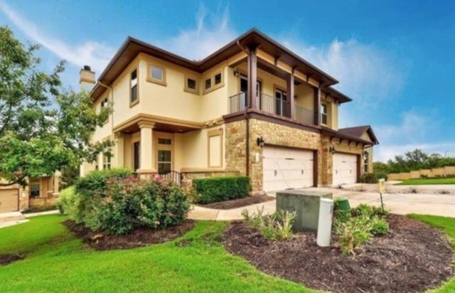 181 Roberto Drive 17a, Austin