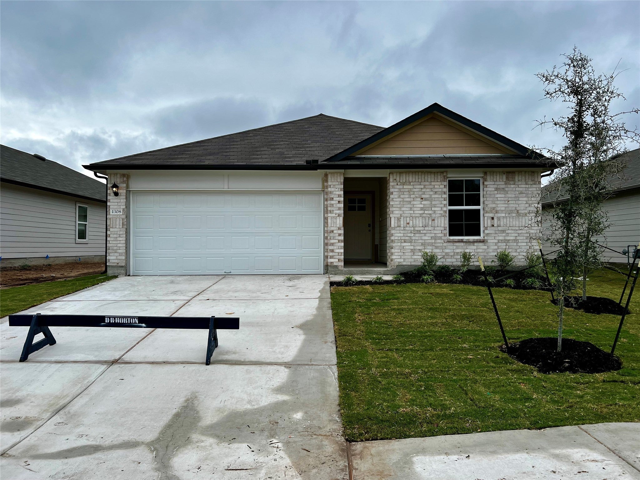 Photo of Listing #5697412