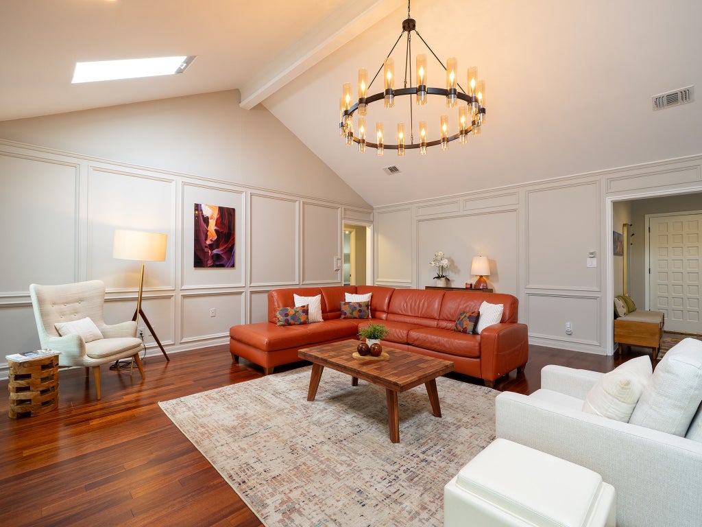 2110 Wychwood Drive, Austin