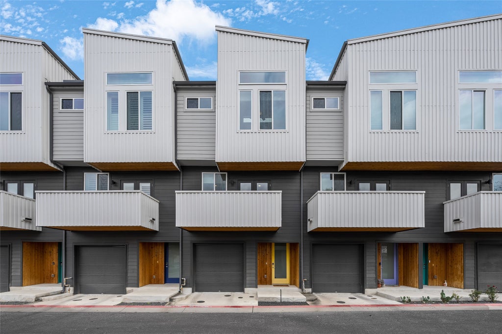 814 N Bluff Drive 95, Austin