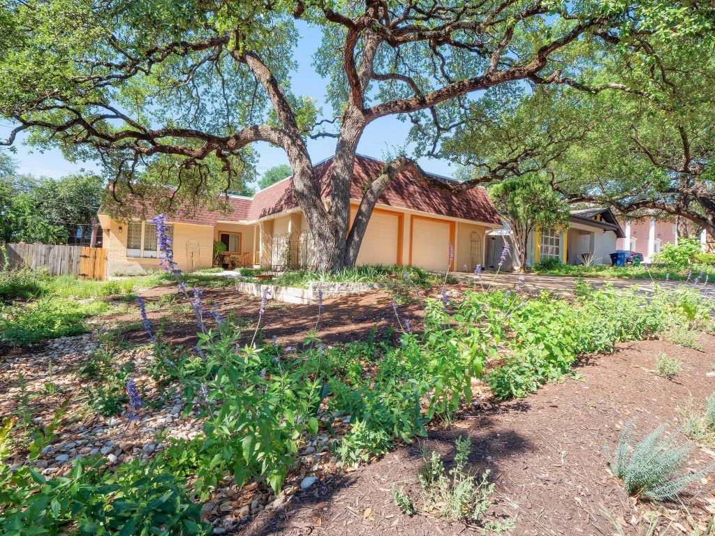 3513 Westchester Avenue 102, Austin