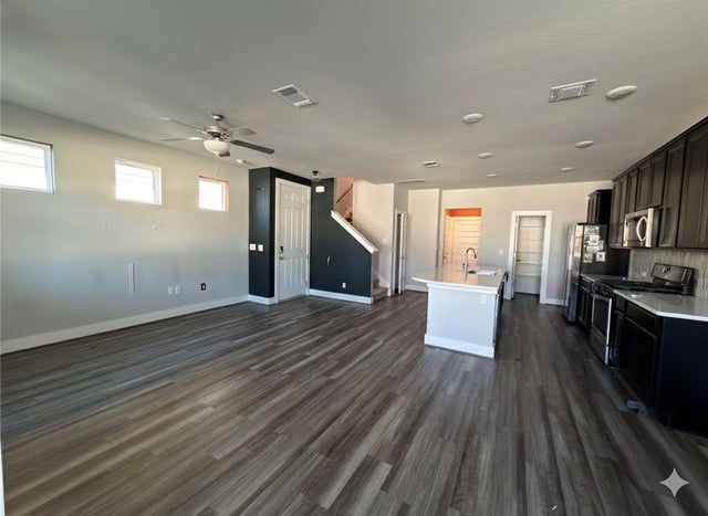 7312 Acela Trail, Austin