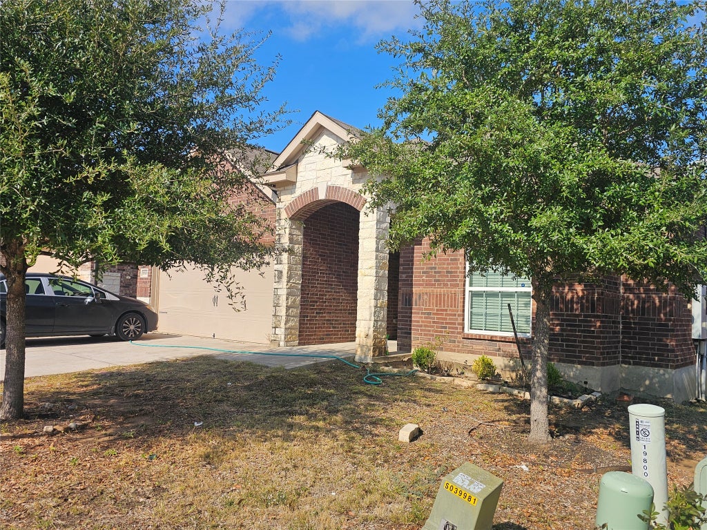 19800 Wt Gallaway Street, Manor