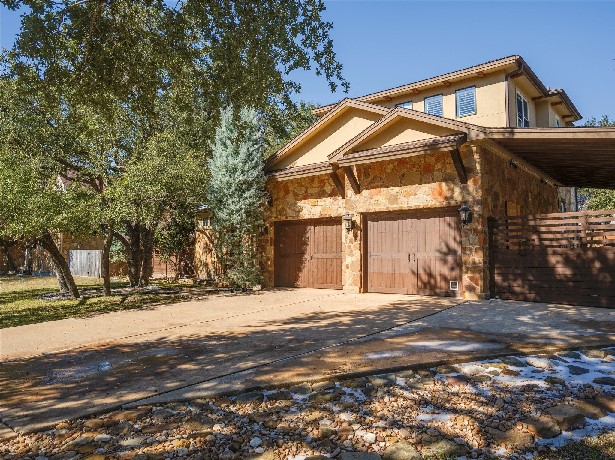 Photo of Listing #2158281