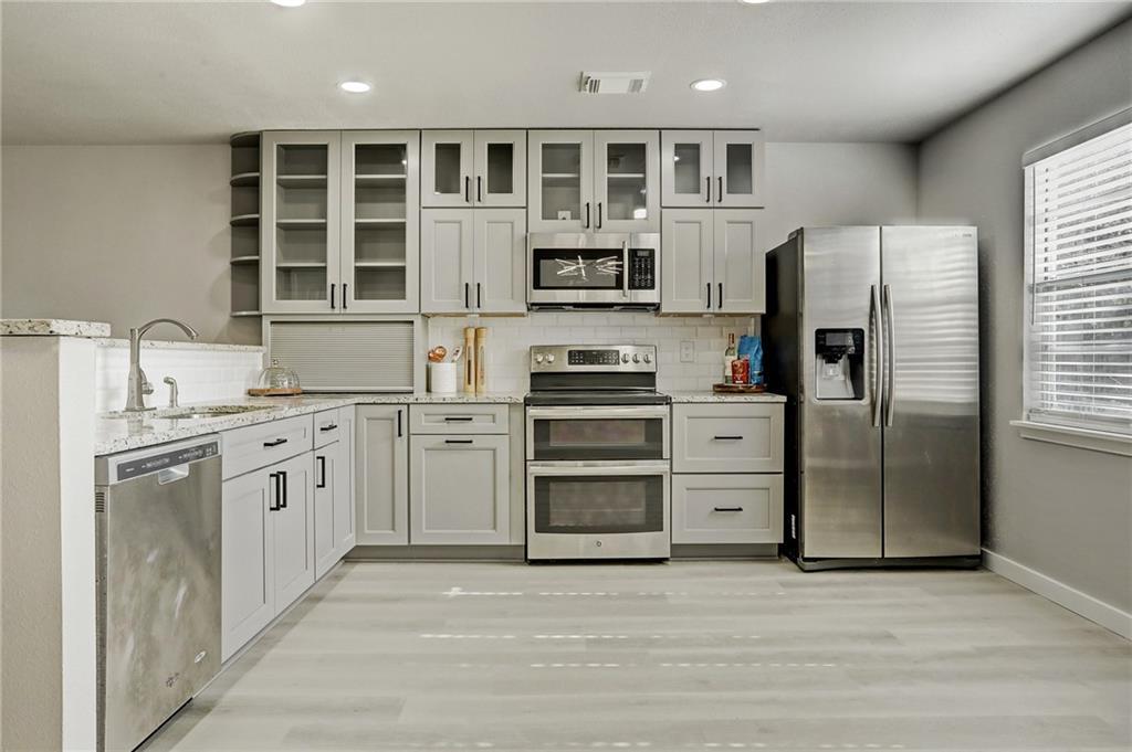 Photo of Listing #1314316