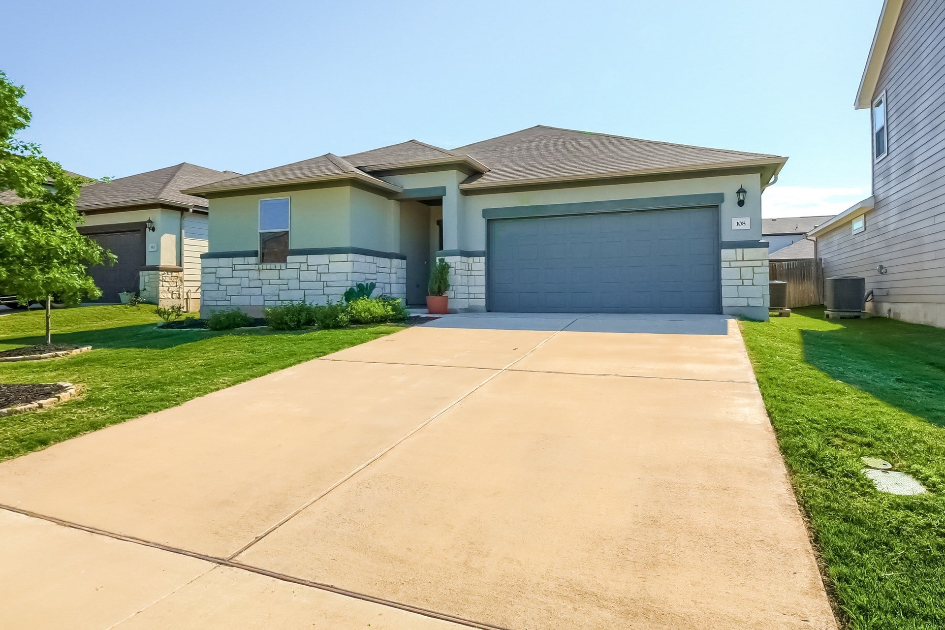 Photo of Listing #9797542