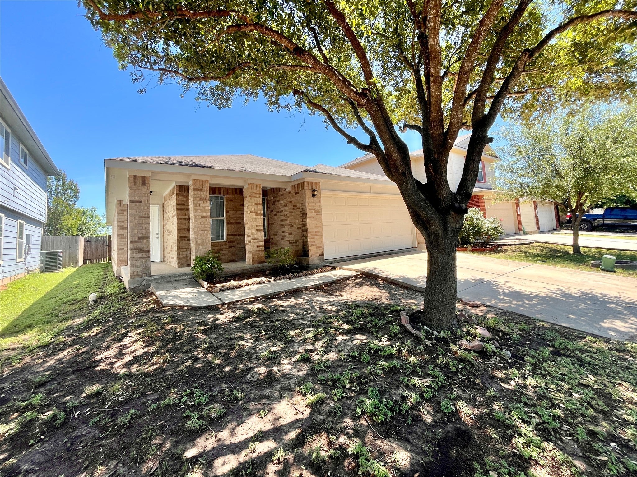 Photo of Listing #4051250