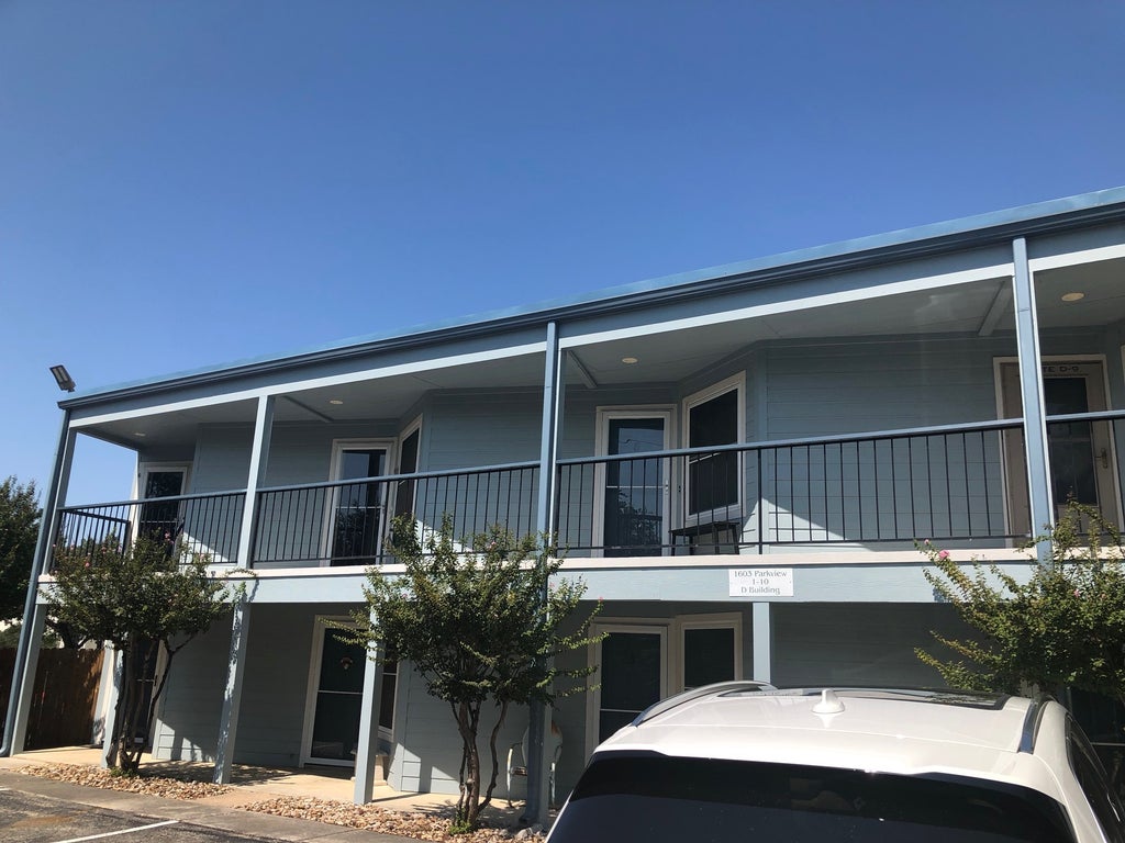 1603 Parkview Dr D8, Canyon Lake