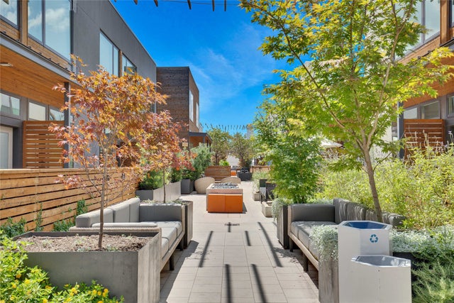 2002 E 7th Street 227, Austin