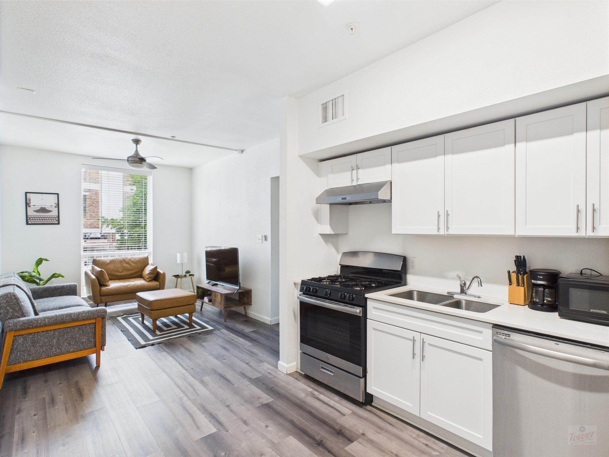 Photo of Listing #3382108