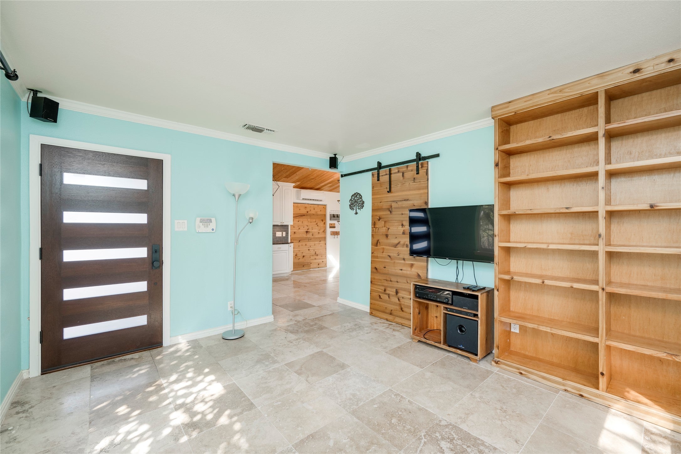 Photo of Listing #2890305