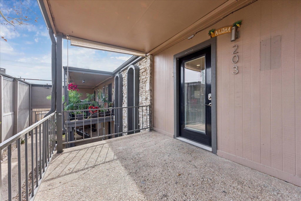 5820 Berkman Drive 203, Austin