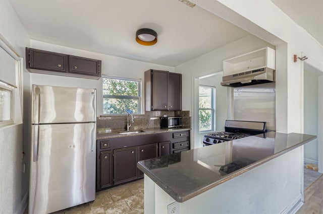 1013 E 3rd Street B, Austin