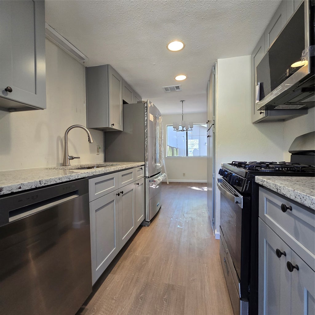 1305 Dobie Drive A, Austin