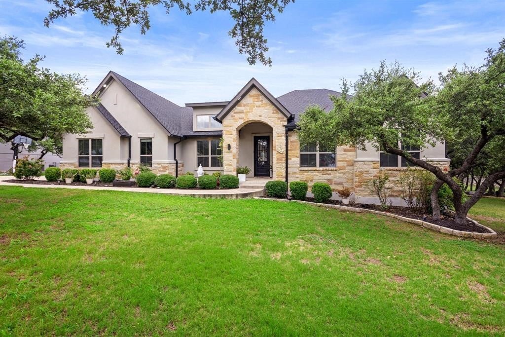 2716 Vista Heights Drive, Leander