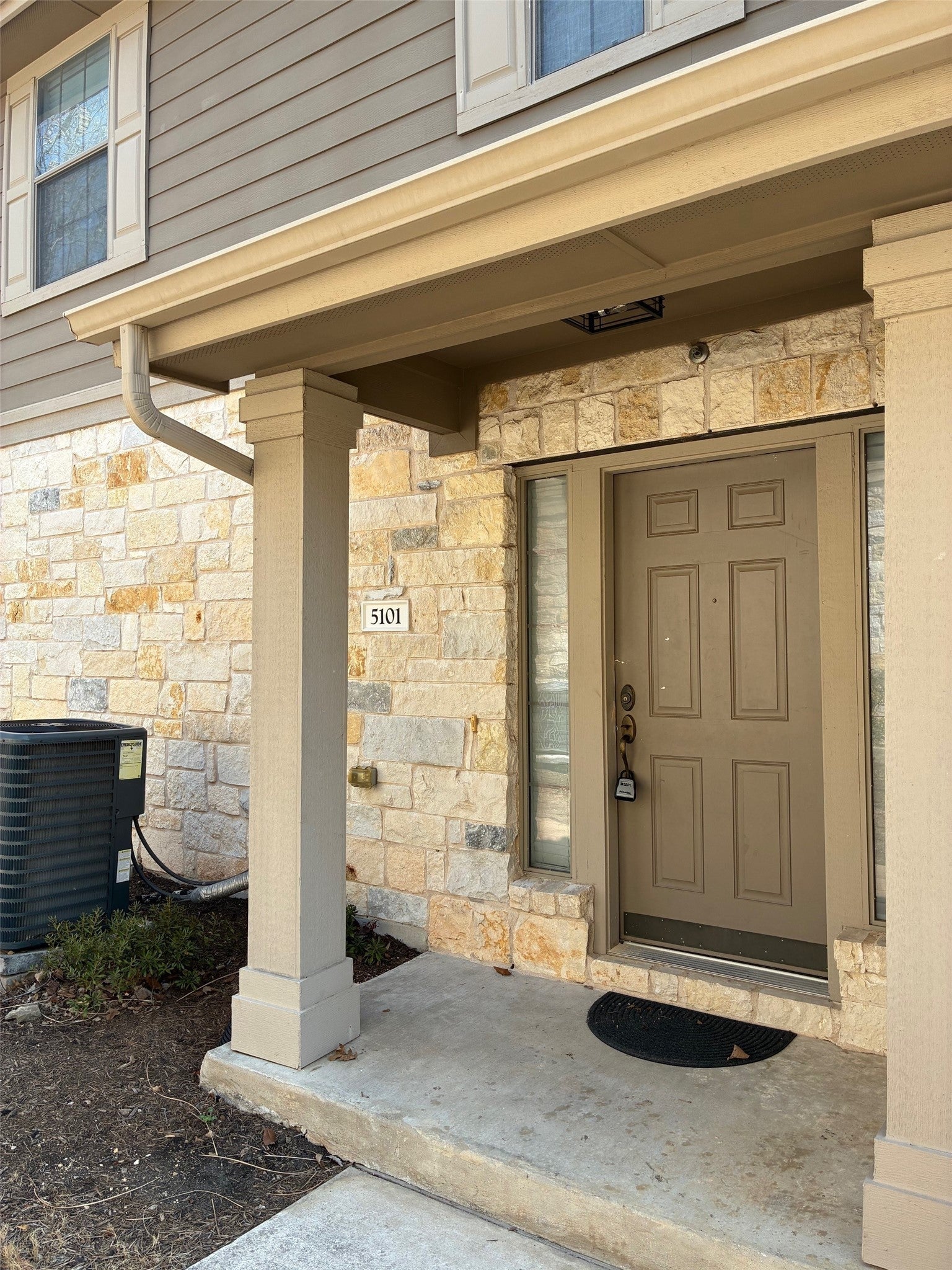 Photo of Listing #8182244