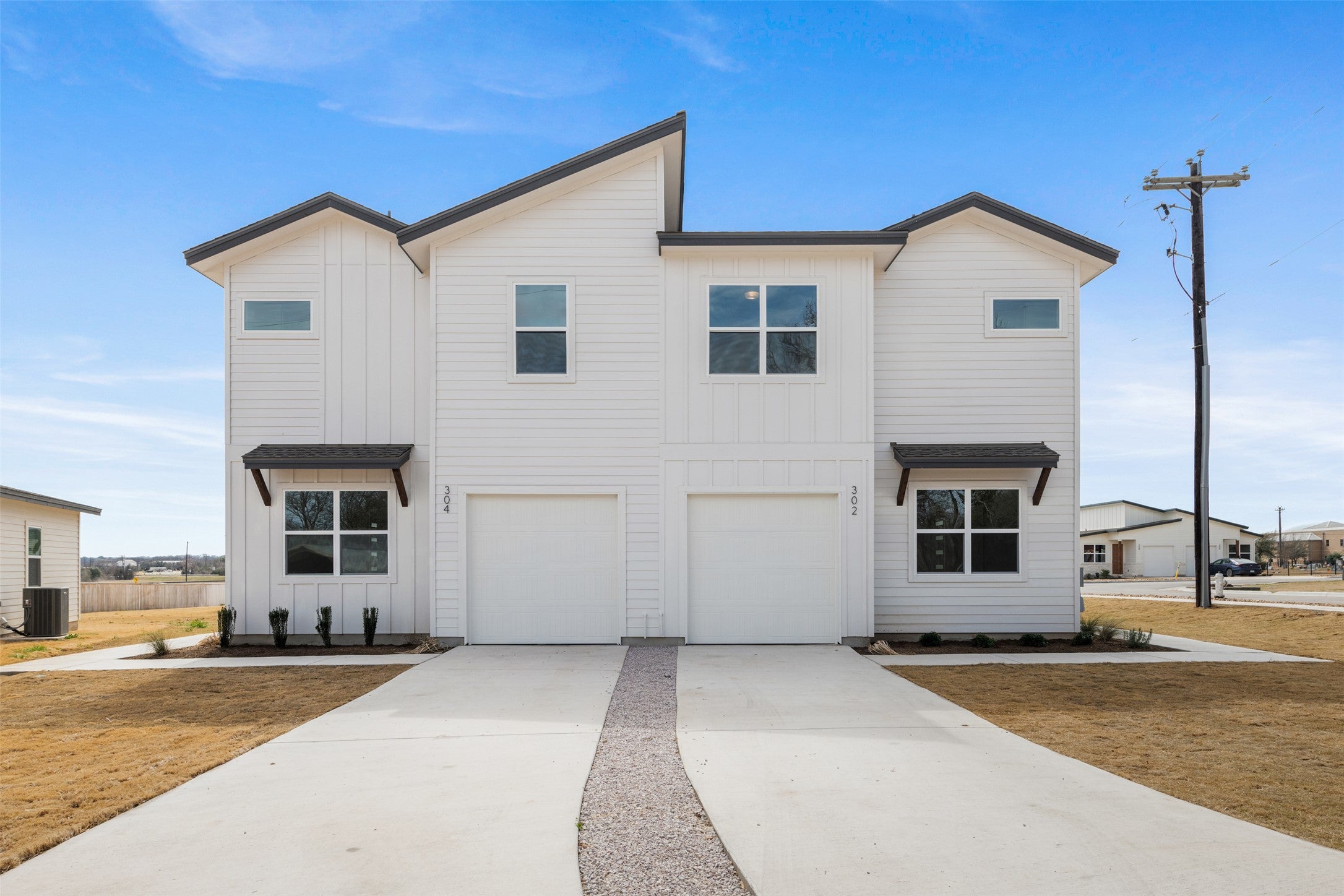 Photo of Listing #9938747