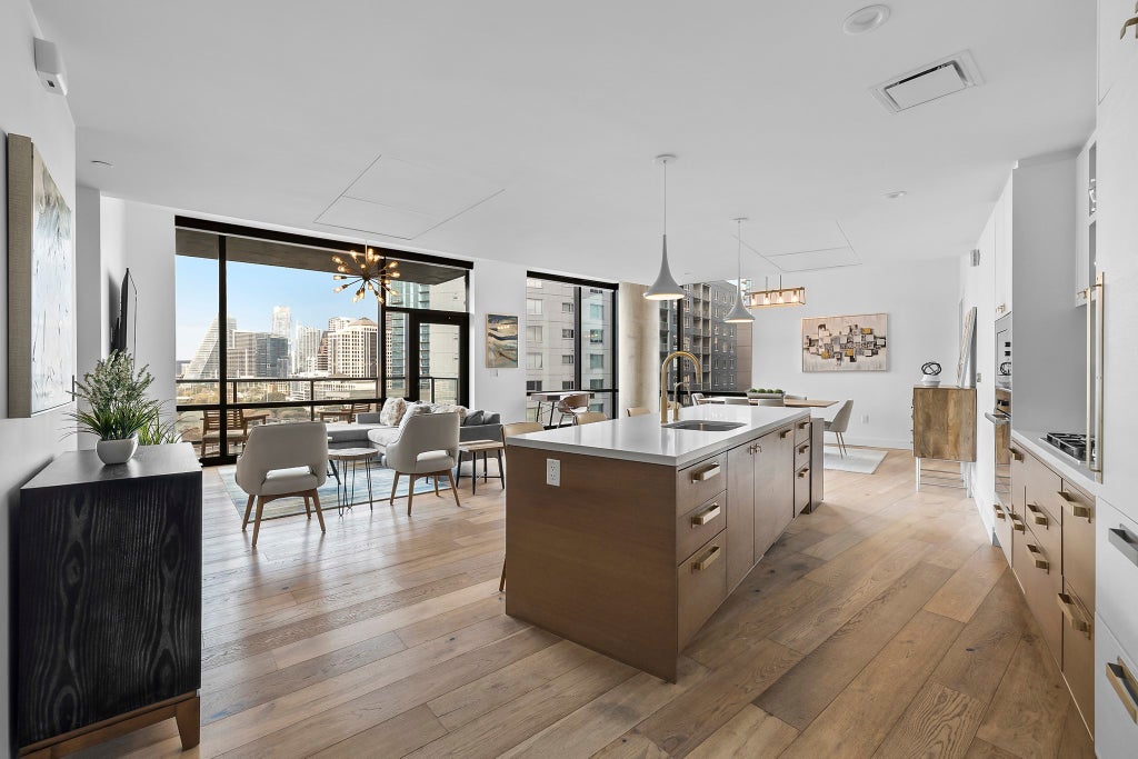 70 Rainey Street 1308, Austin