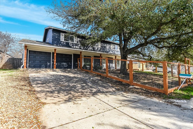 7105 Meadowood Drive, Austin