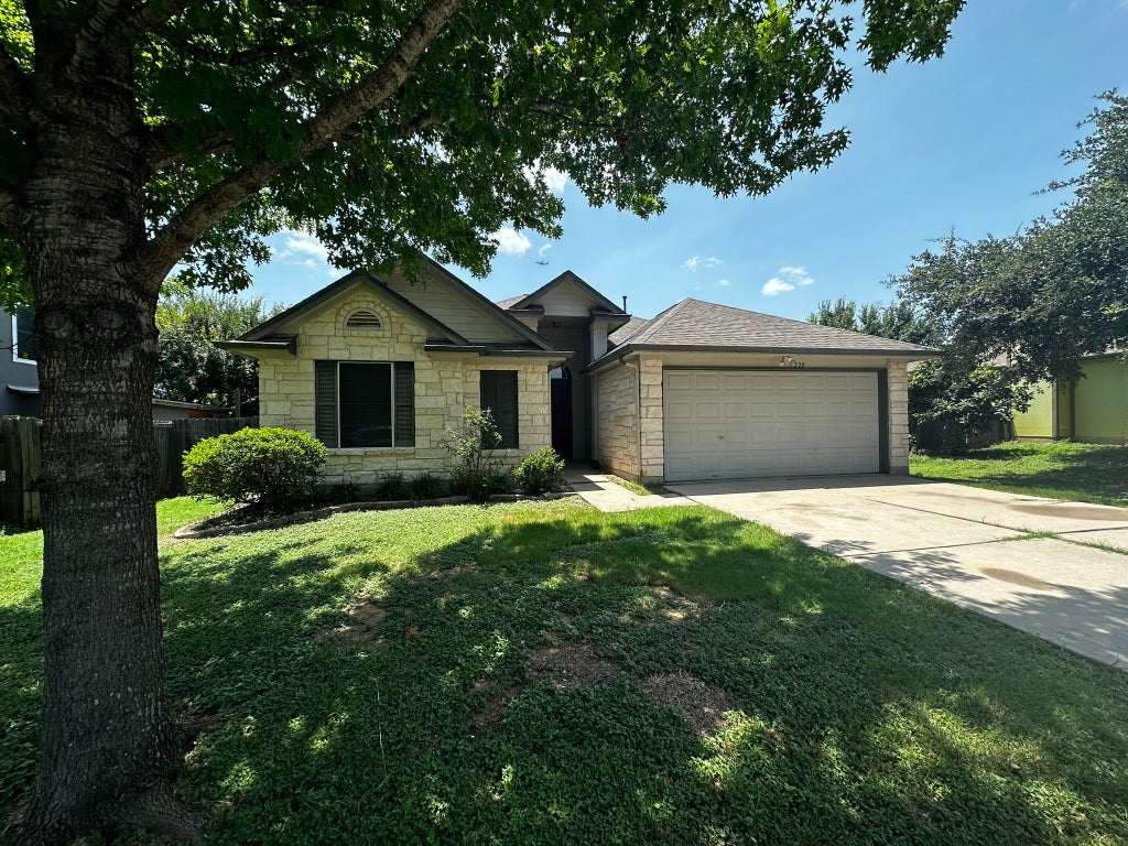 7220 Wardman Drive, Del Valle