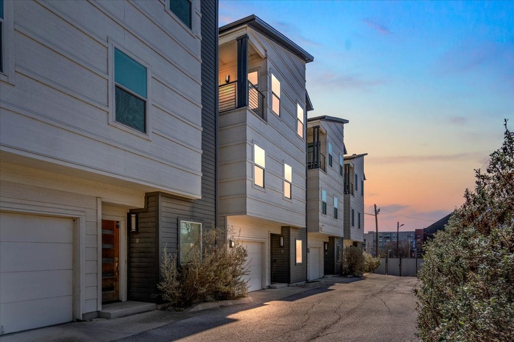 2305 Coronado Street C, Austin