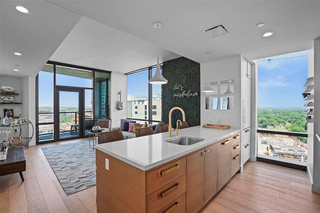 70 Rainey Street 1409, Austin