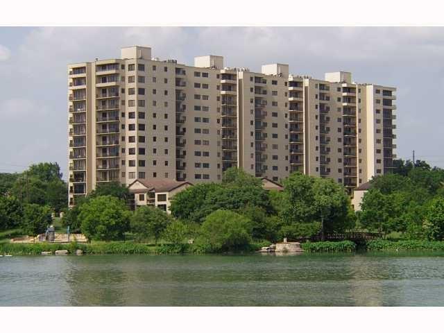 40 N Interstate 35 S 8c4, Austin