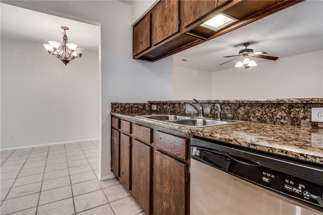 Photo of Listing #1664319