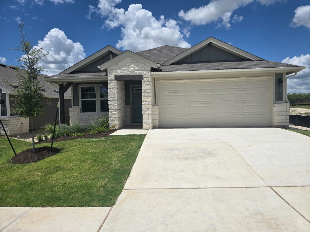 5100 Stockton Lane, Del Valle