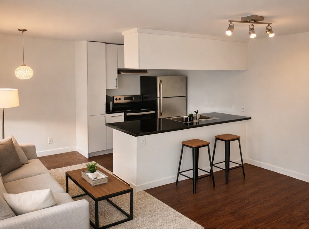 Photo of Listing #7691712