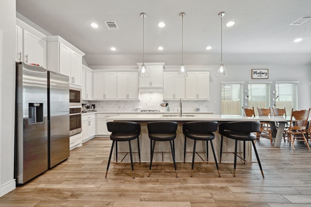 Photo of Listing #2723347