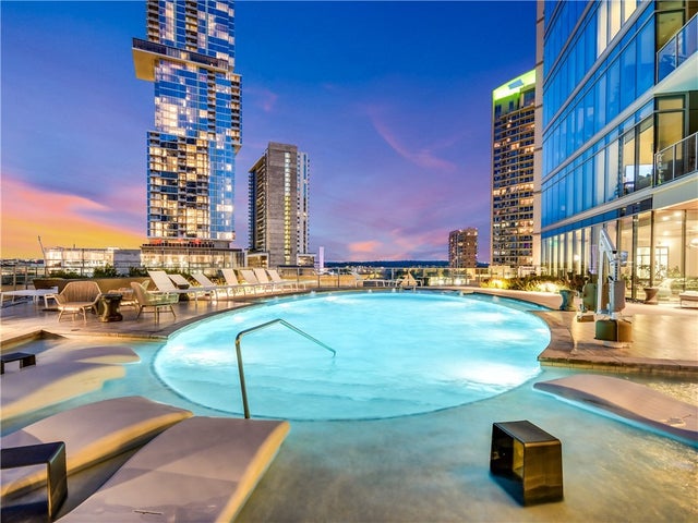 501 West Avenue 1005, Austin