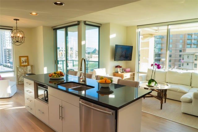 300 Bowie Street 703, Austin