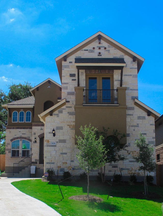 108 Farola Cove, Round Rock