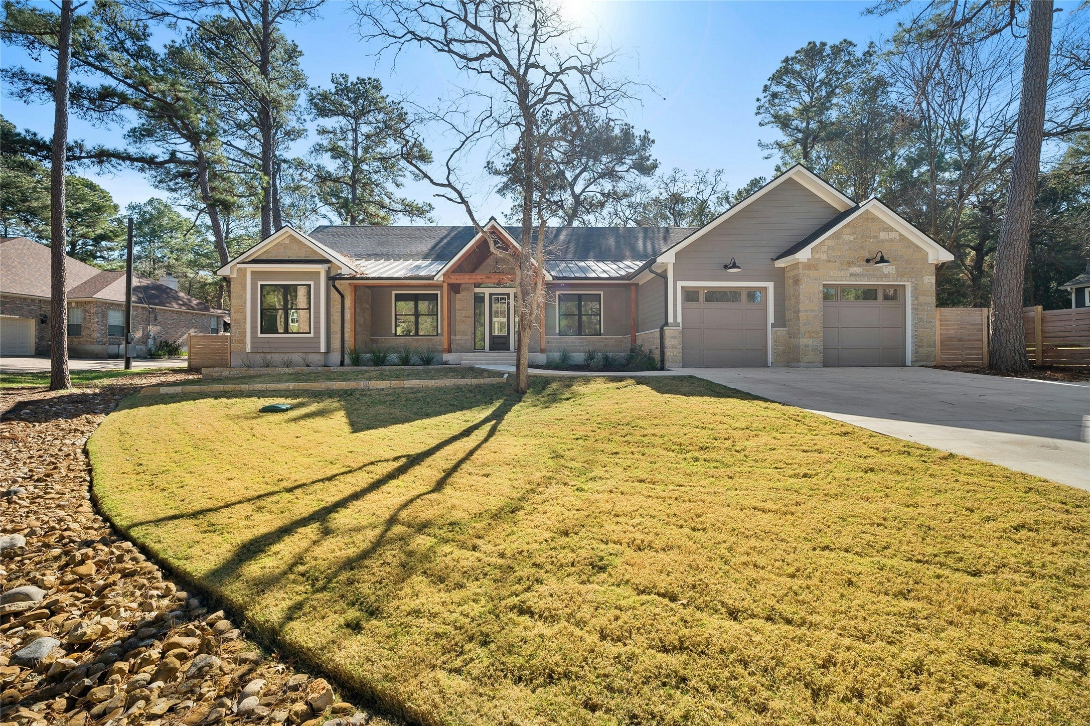 Photo of Listing #9945810