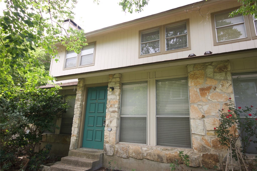 1405 #d Camp Craft Rd Road D, West Lake Hills