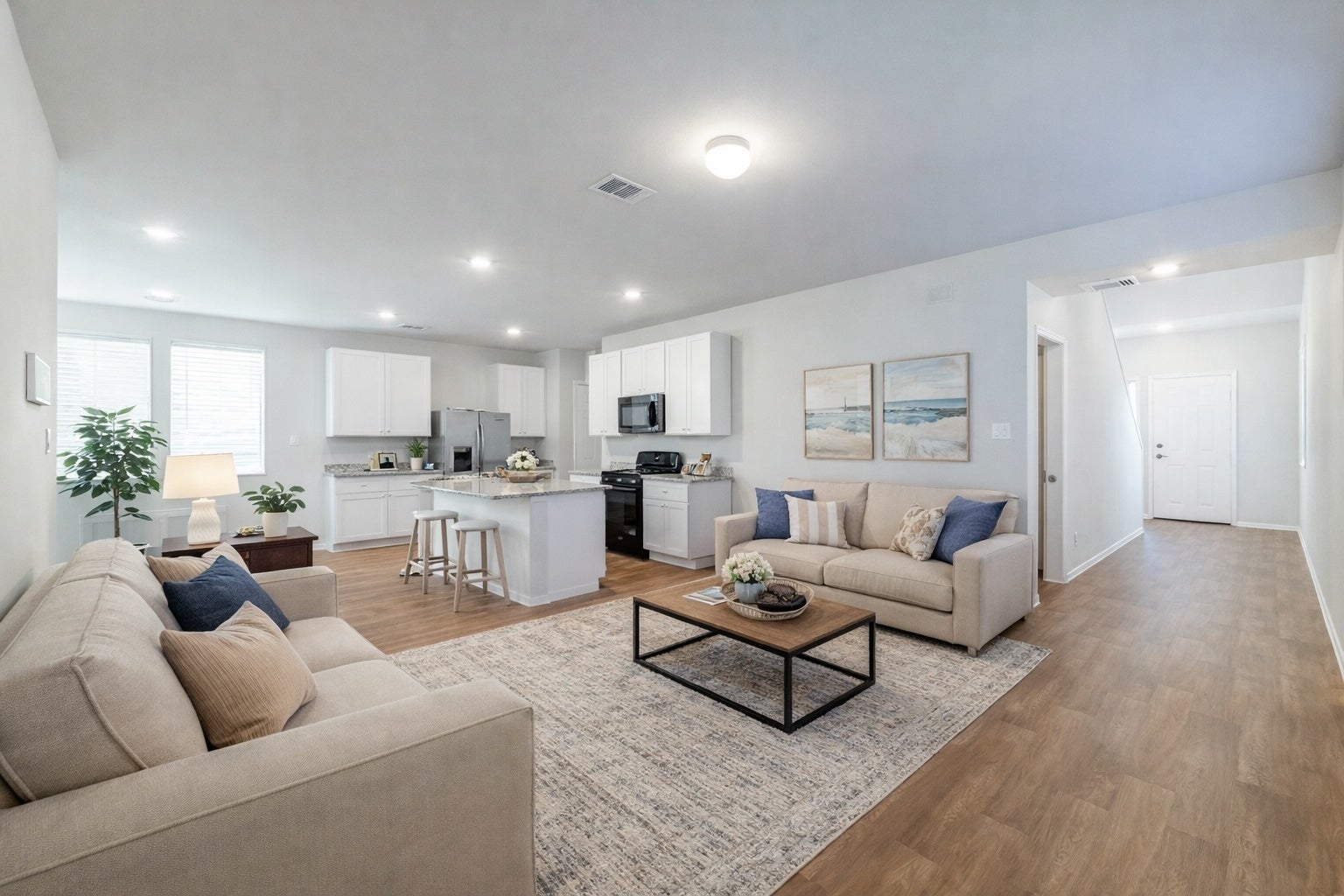 Photo of Listing #2043160