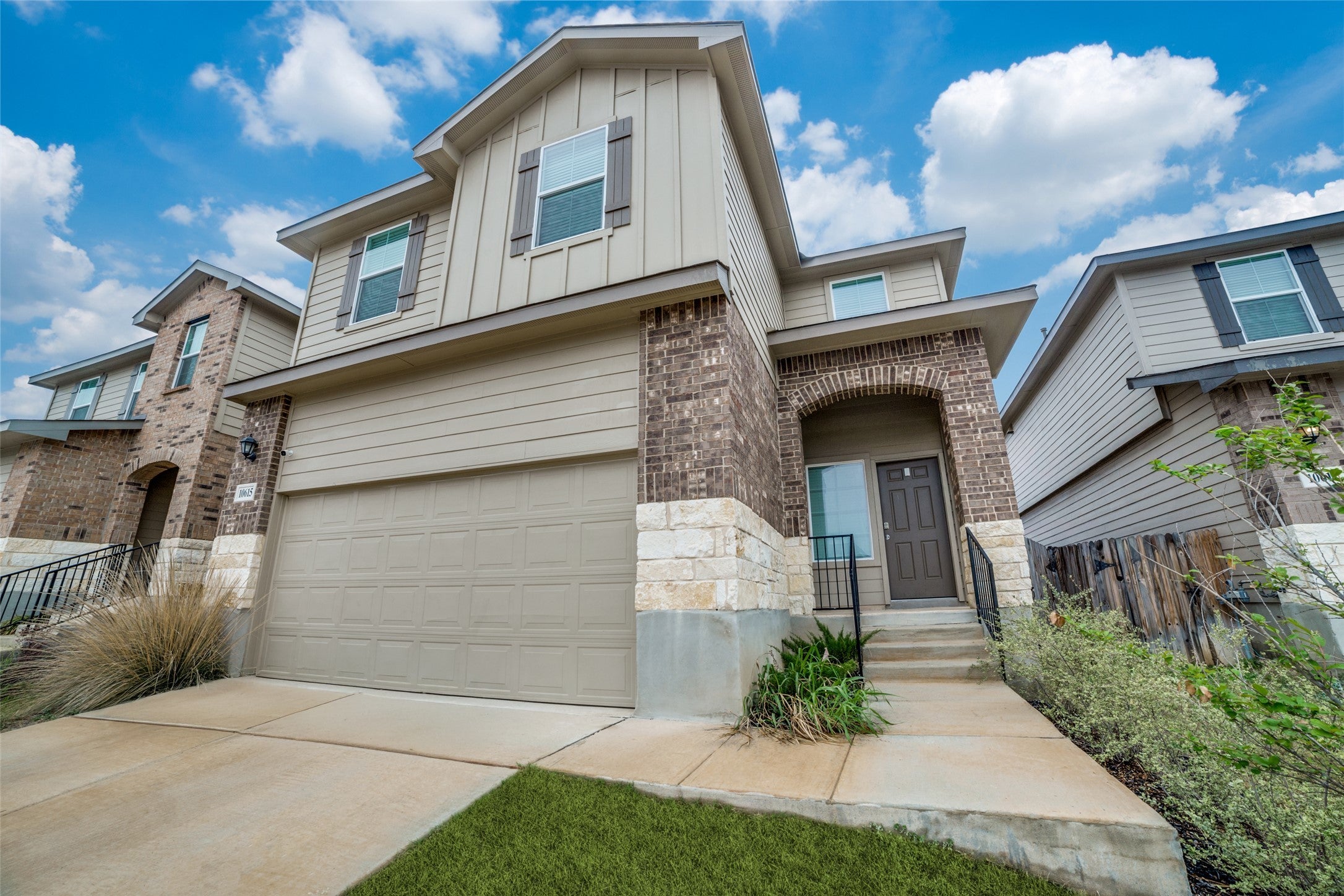 Photo of Listing #4239684