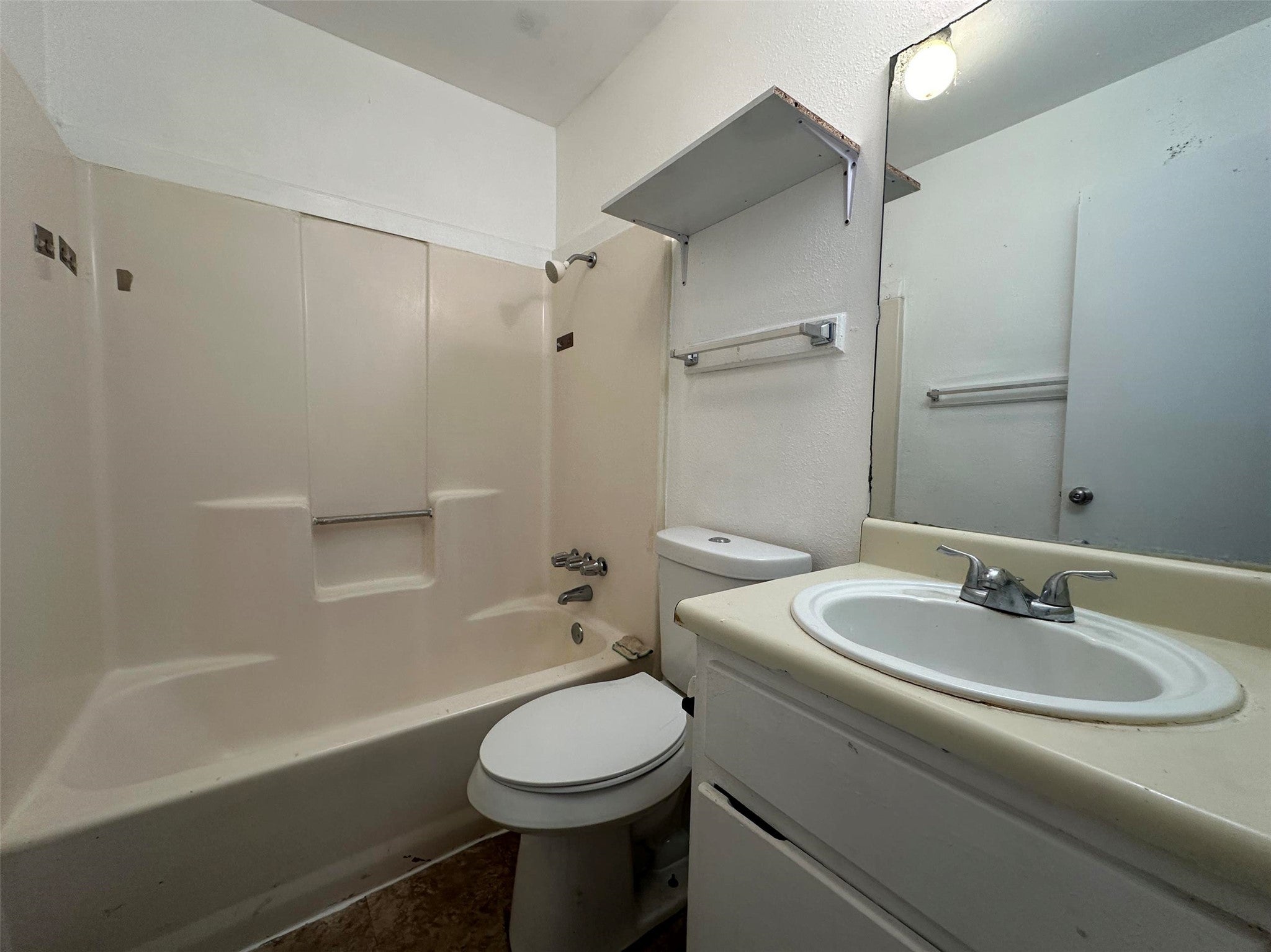 Photo of Listing #3597600