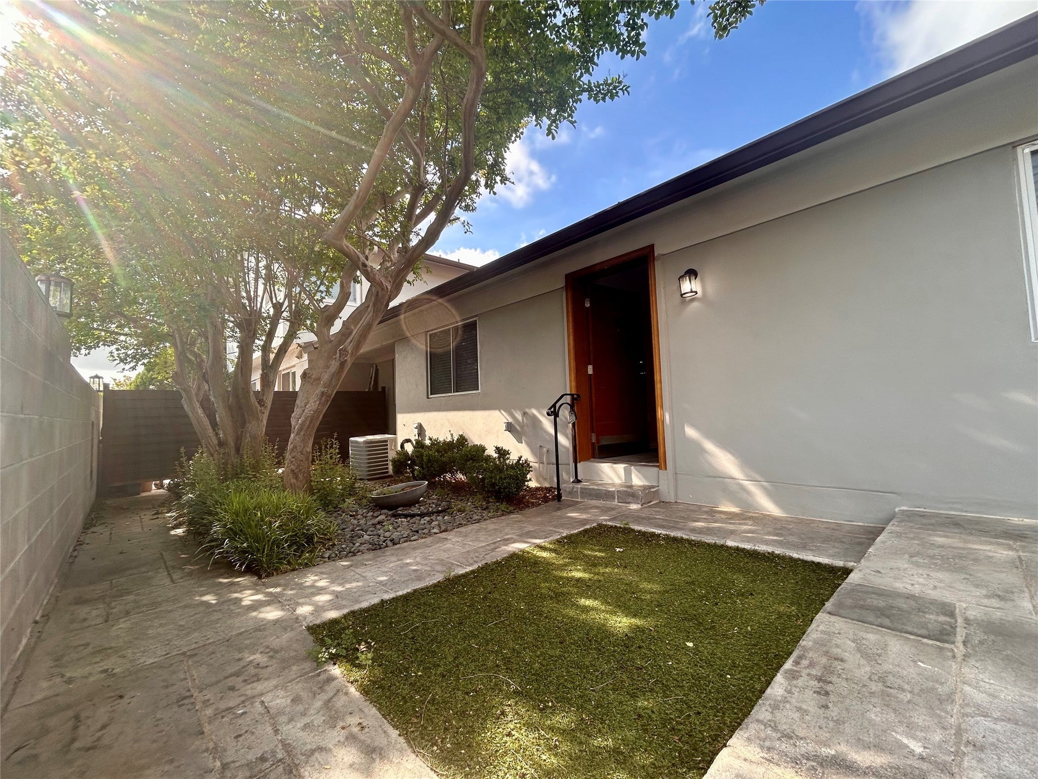 Photo of Listing #7831504