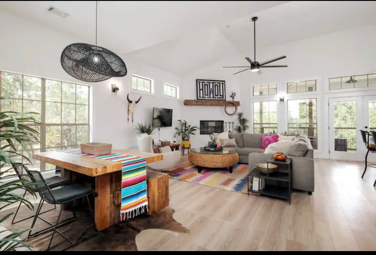 Photo of Listing #3232305