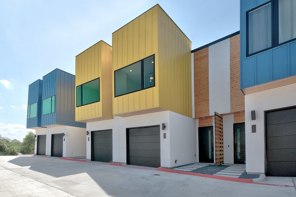 Photo of Listing #6878648