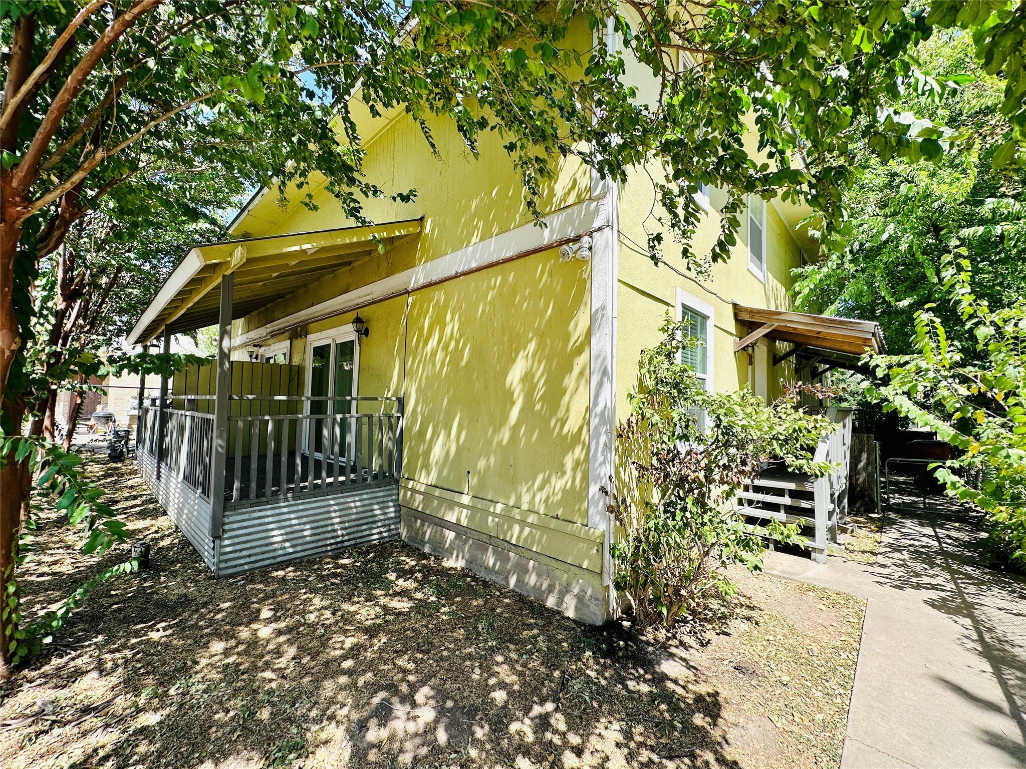 Photo of Listing #8429690