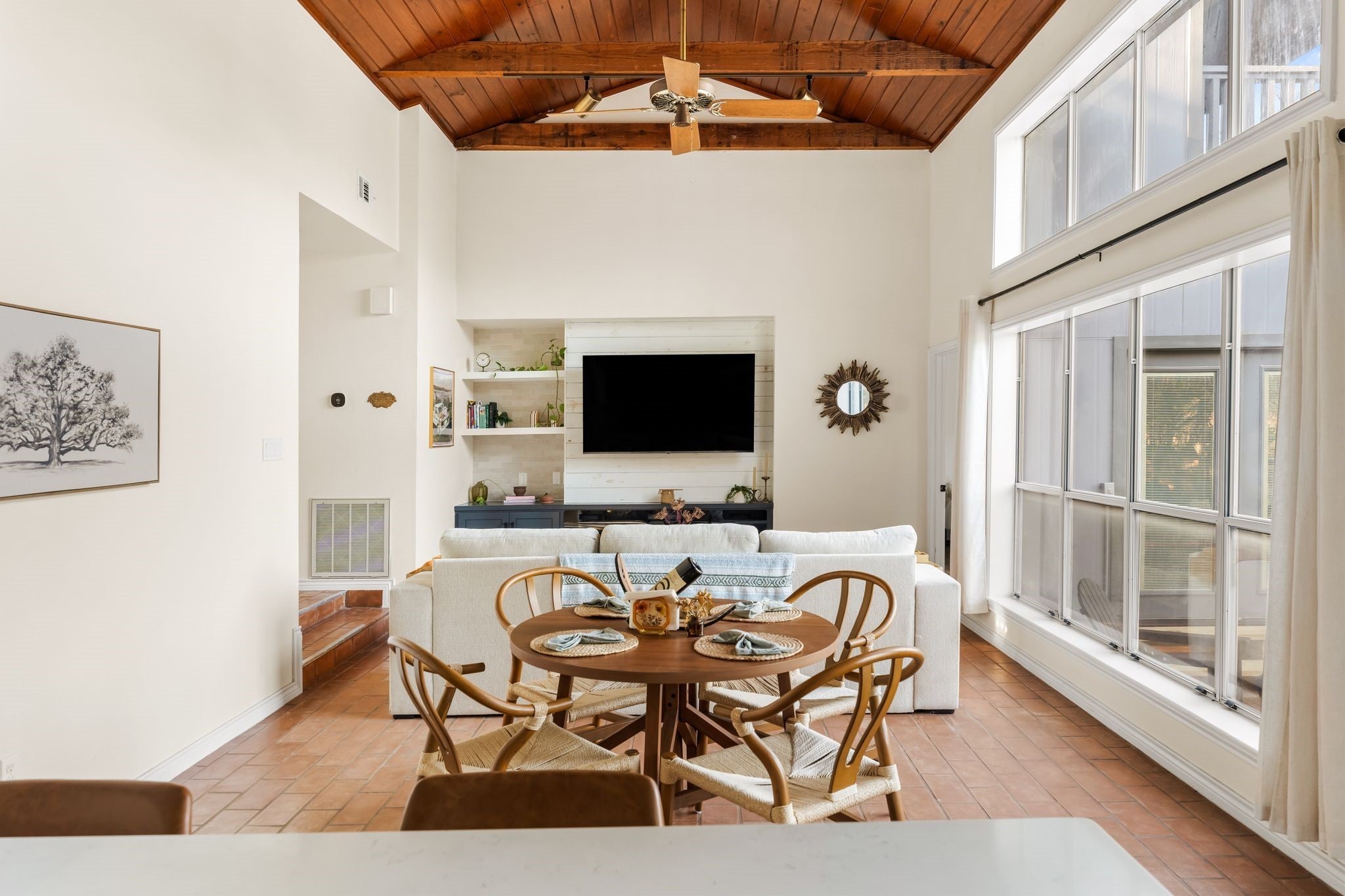 Photo of Listing #4115933