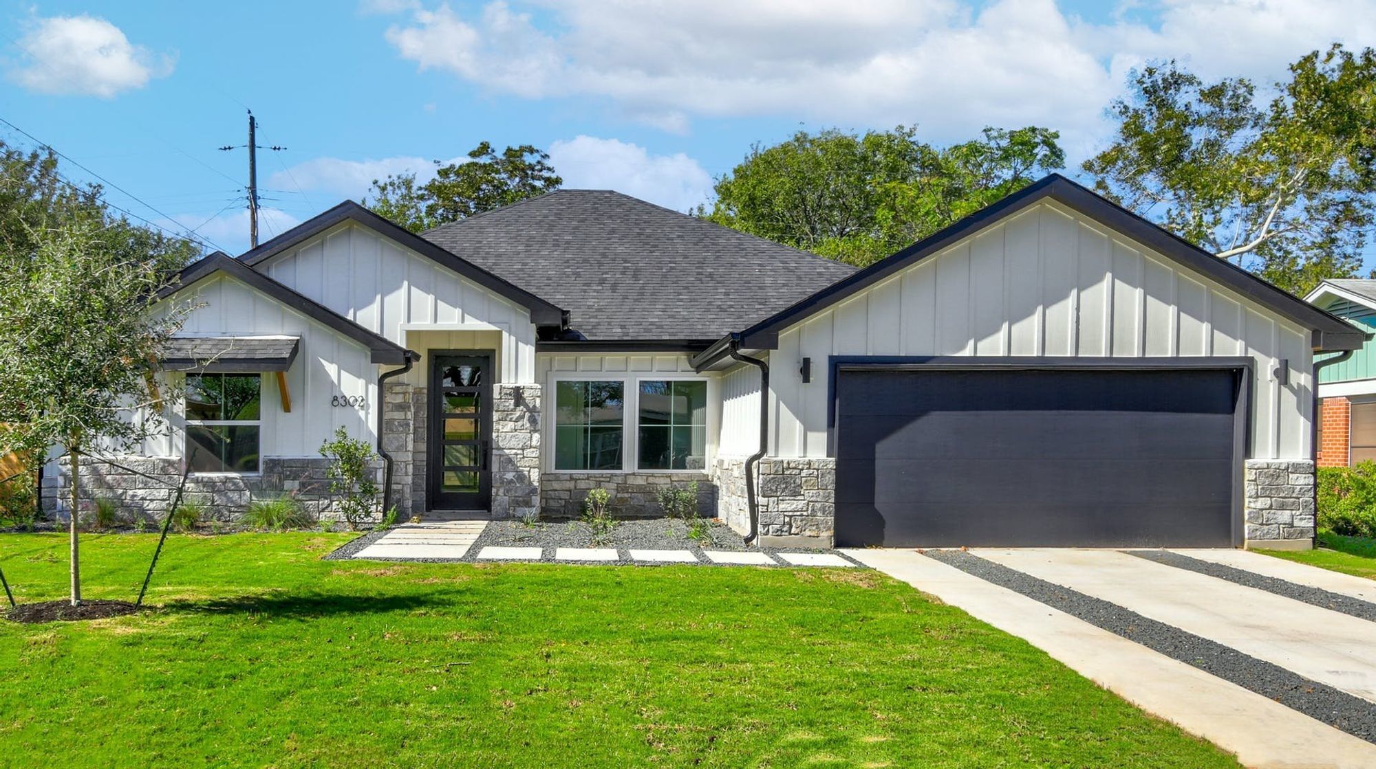 Photo of Listing #3476803