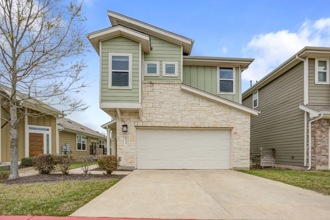 Photo of Listing #9681450