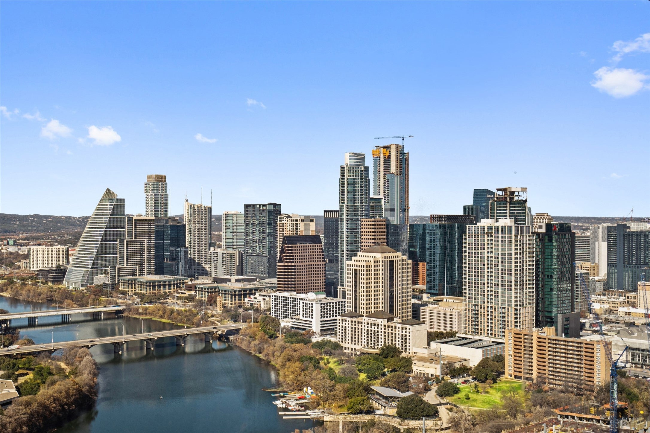 Photo of Listing #4411541