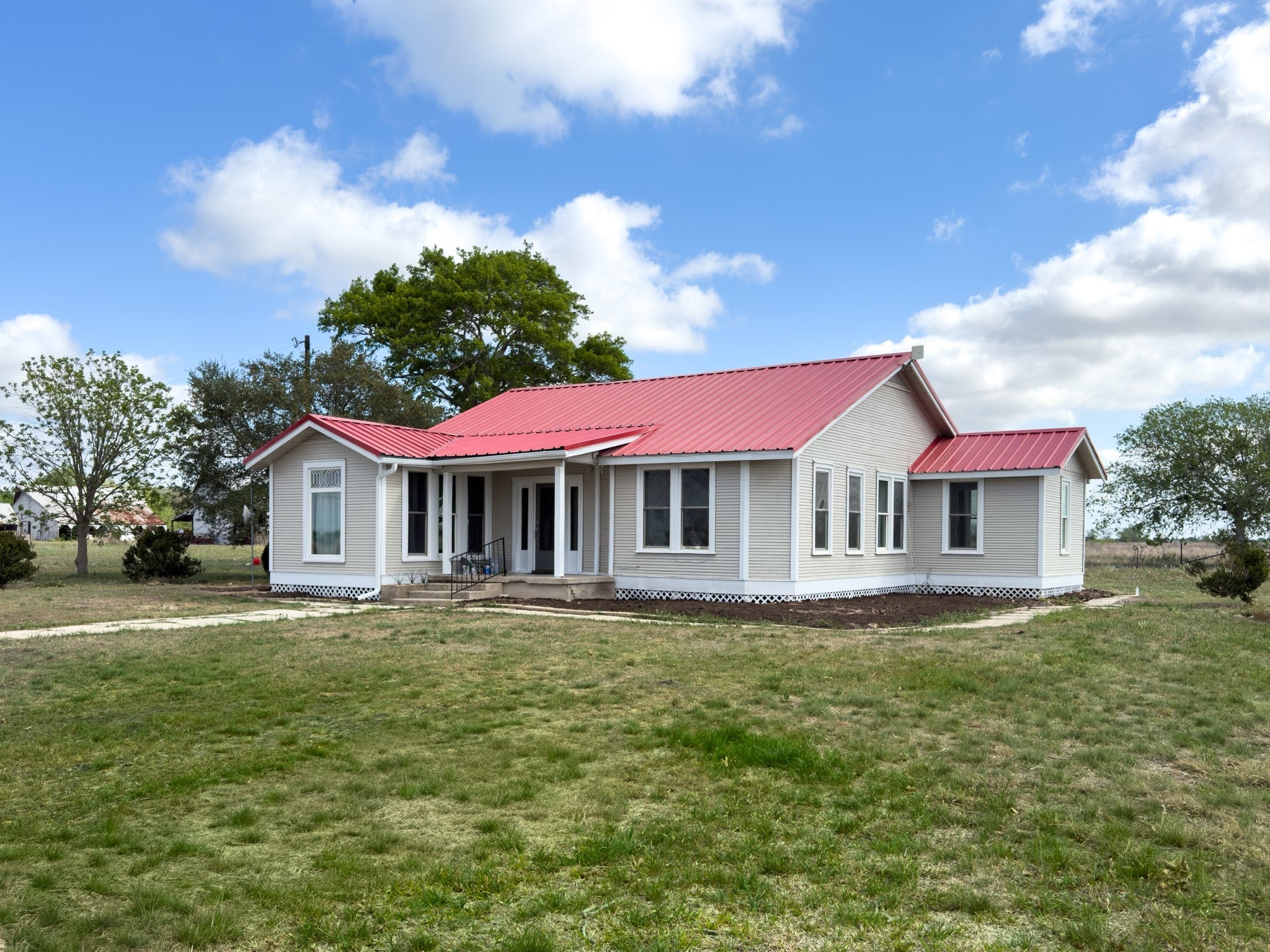 Photo of Listing #1233352