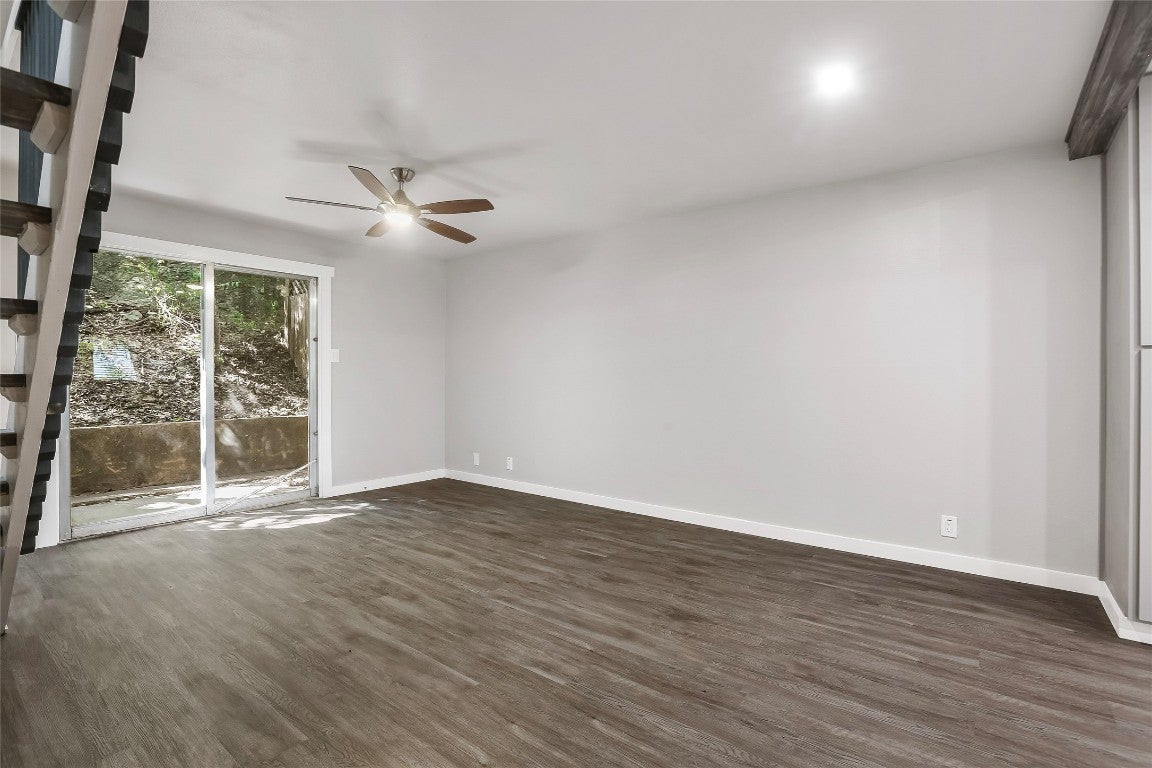 Photo of Listing #4717095