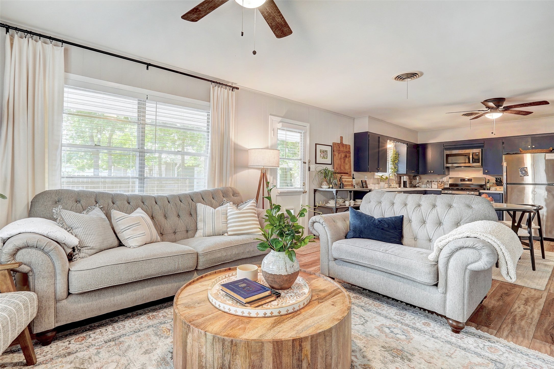 Photo of Listing #4598251